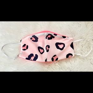 Face mask 😷 Pink leopard !! Scuba material 😌